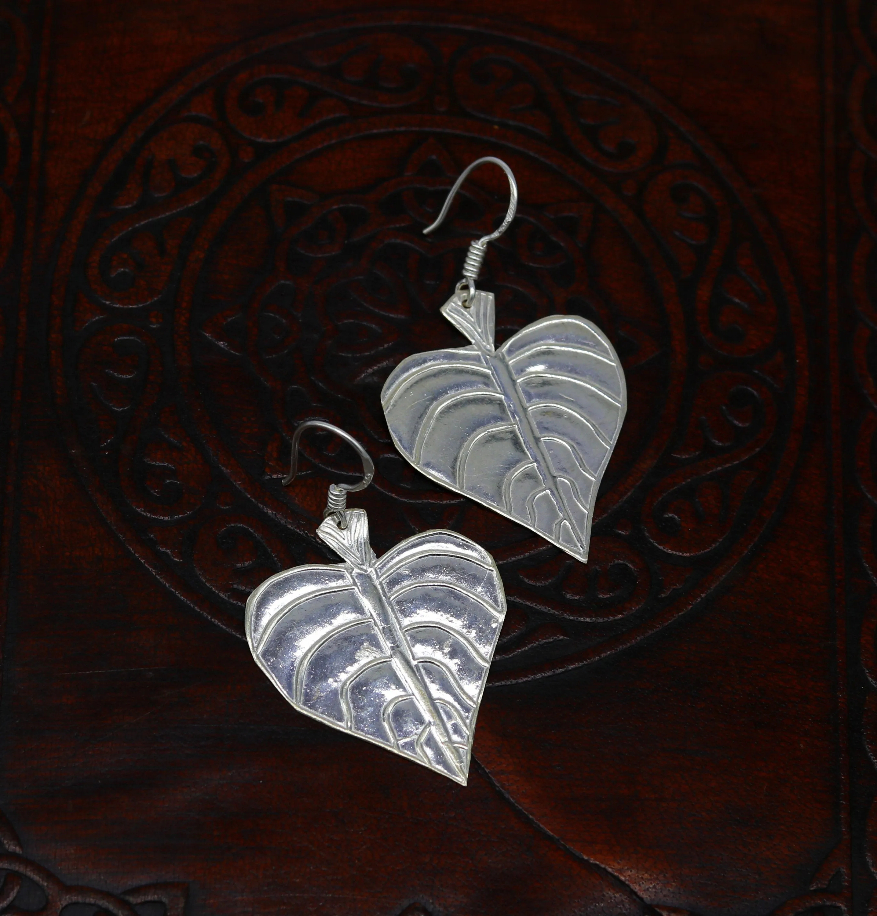 925 sterling silver handmade fancy stylish design peepal tree leaf earring excellent customized hoops earring summer collection ear491