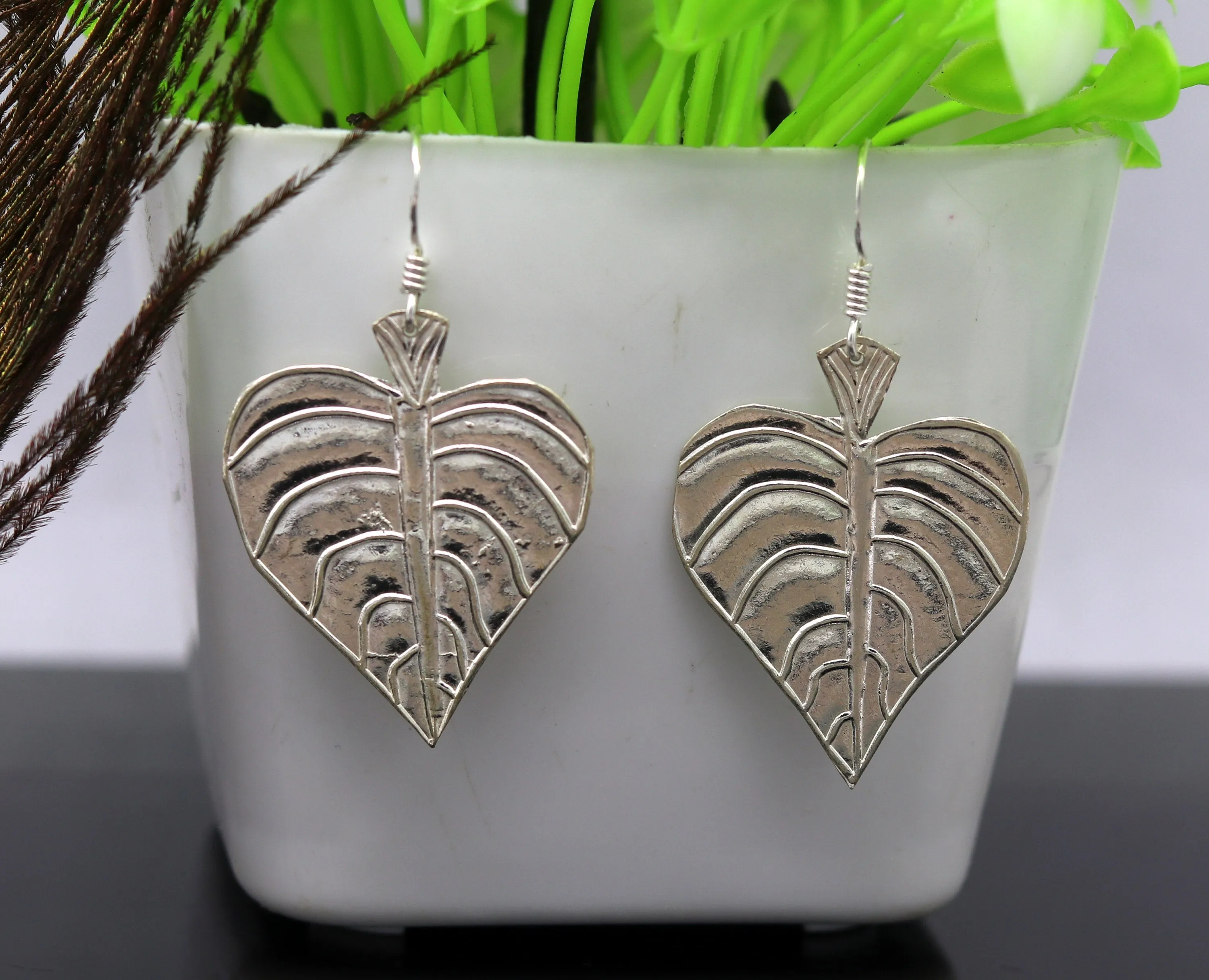 925 sterling silver handmade fancy stylish design peepal tree leaf earring excellent customized hoops earring summer collection ear491