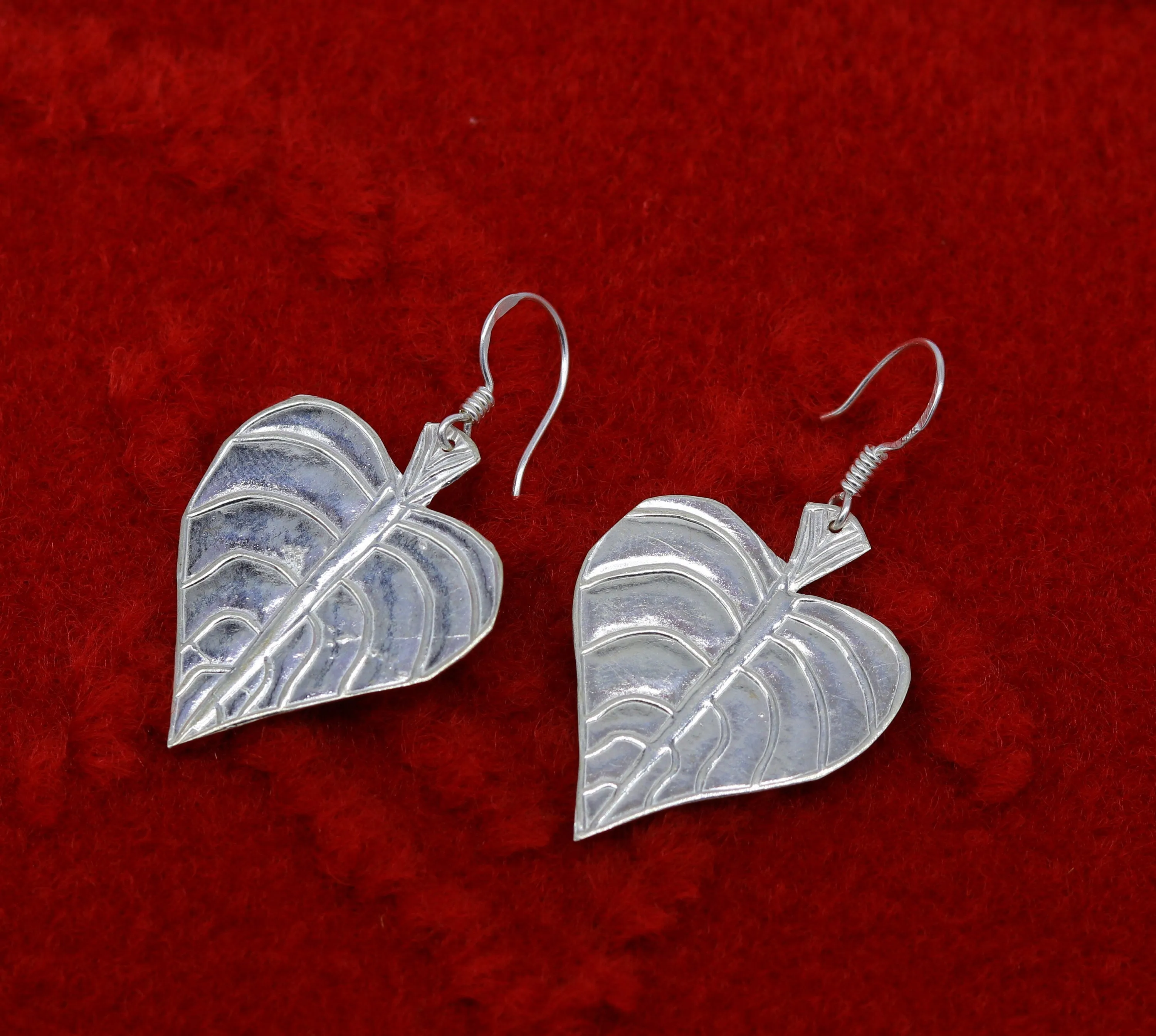 925 sterling silver handmade fancy stylish design peepal tree leaf earring excellent customized hoops earring summer collection ear491