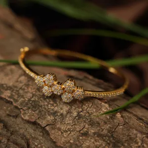 Aaru Zircon Bangle