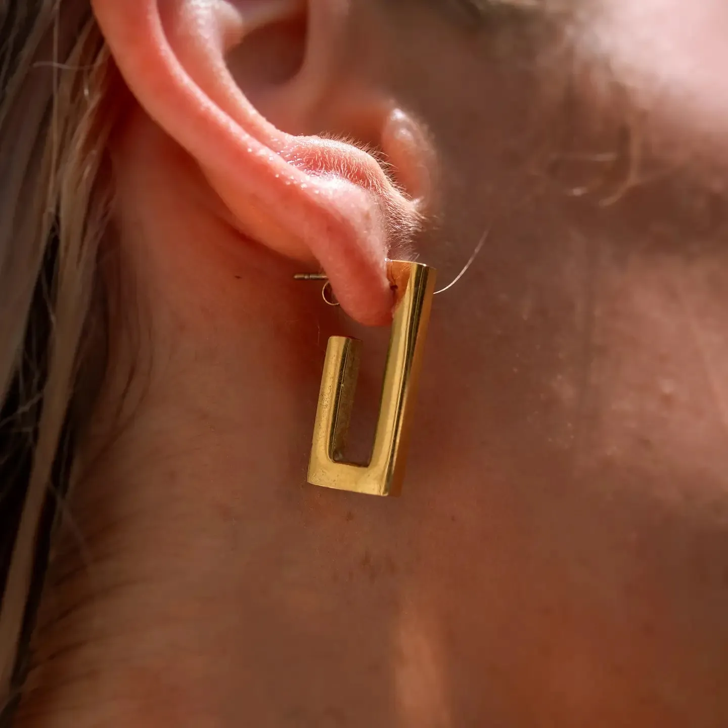 Alco Everly Hoops