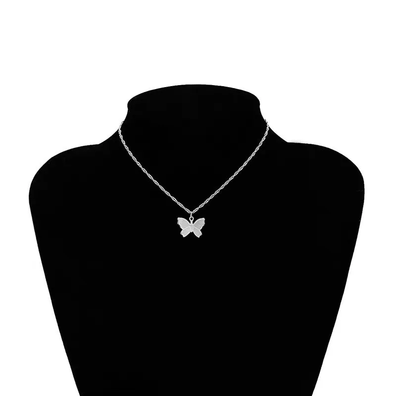 Butterfly simple temperament single layer necklace