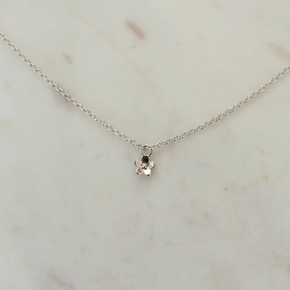 Daisy Day Necklace