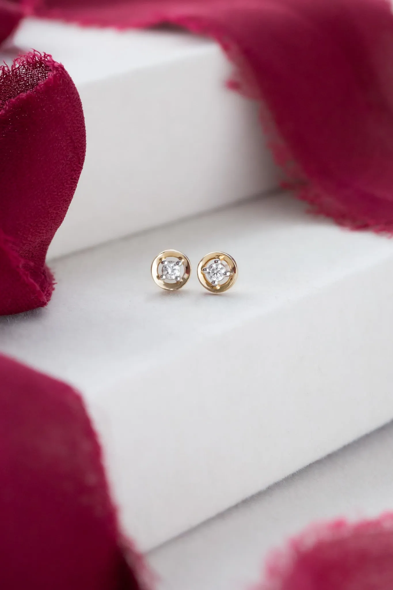 Diamond and Organic Gold Halo Earrings