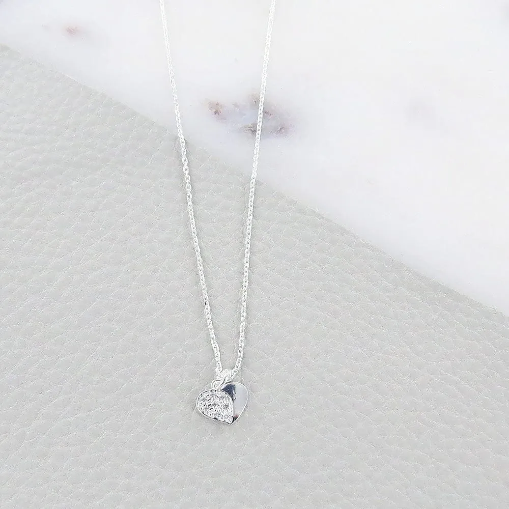HEART NECKLACE WITH SPARKLE