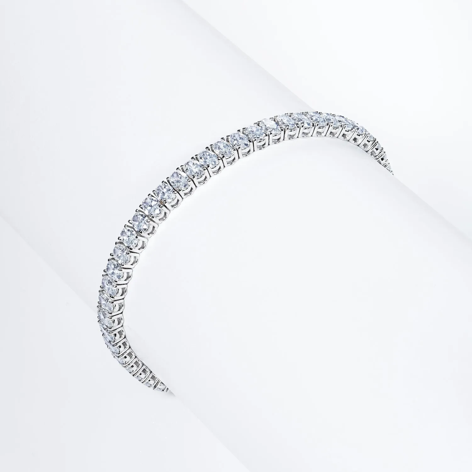 Nyla 11 Carats Oval Cut Diamond Single Row Tennis Bracelet in 18k White Gold