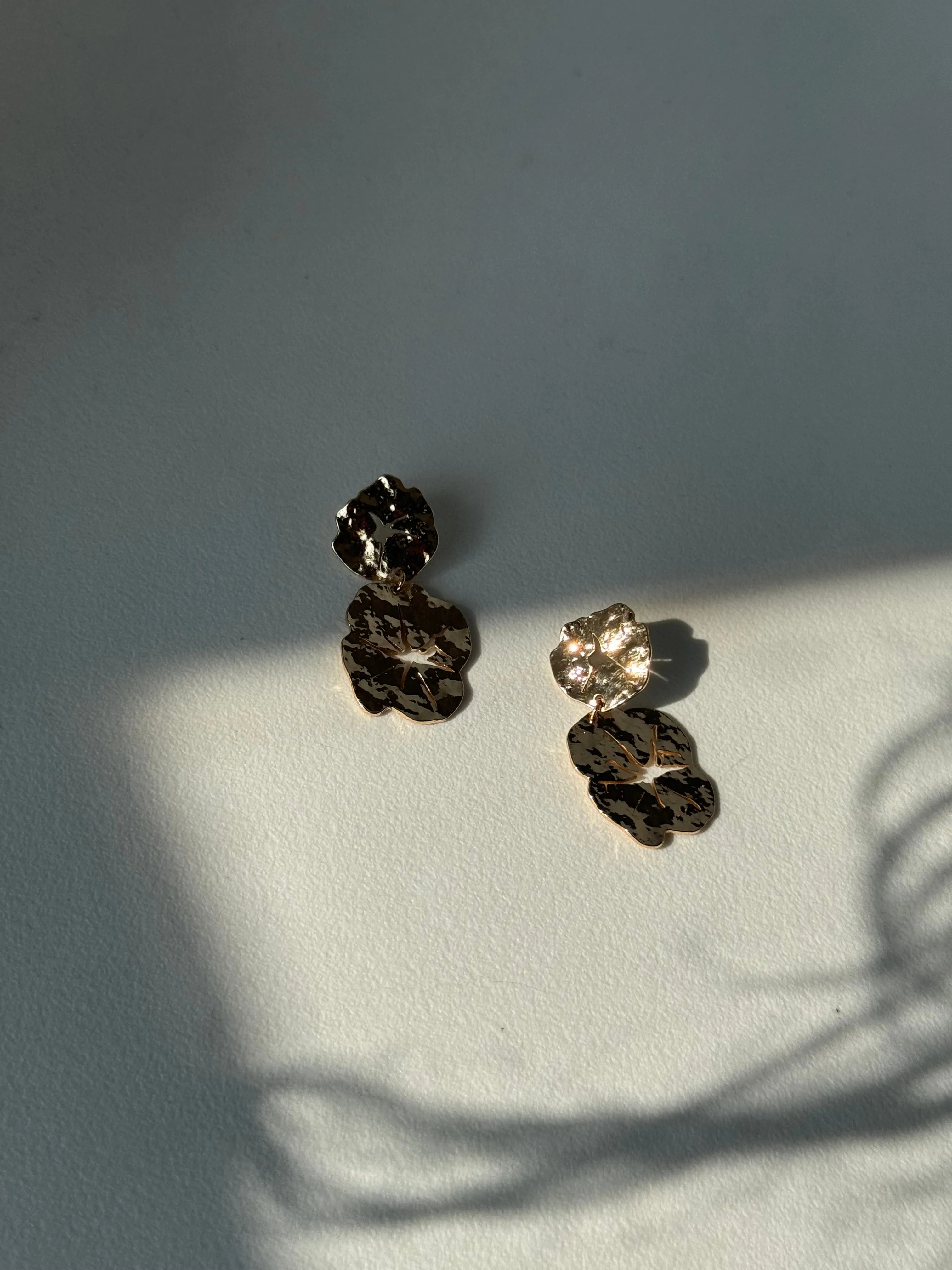 Pressed Organic Flower Drop Earring In Gold