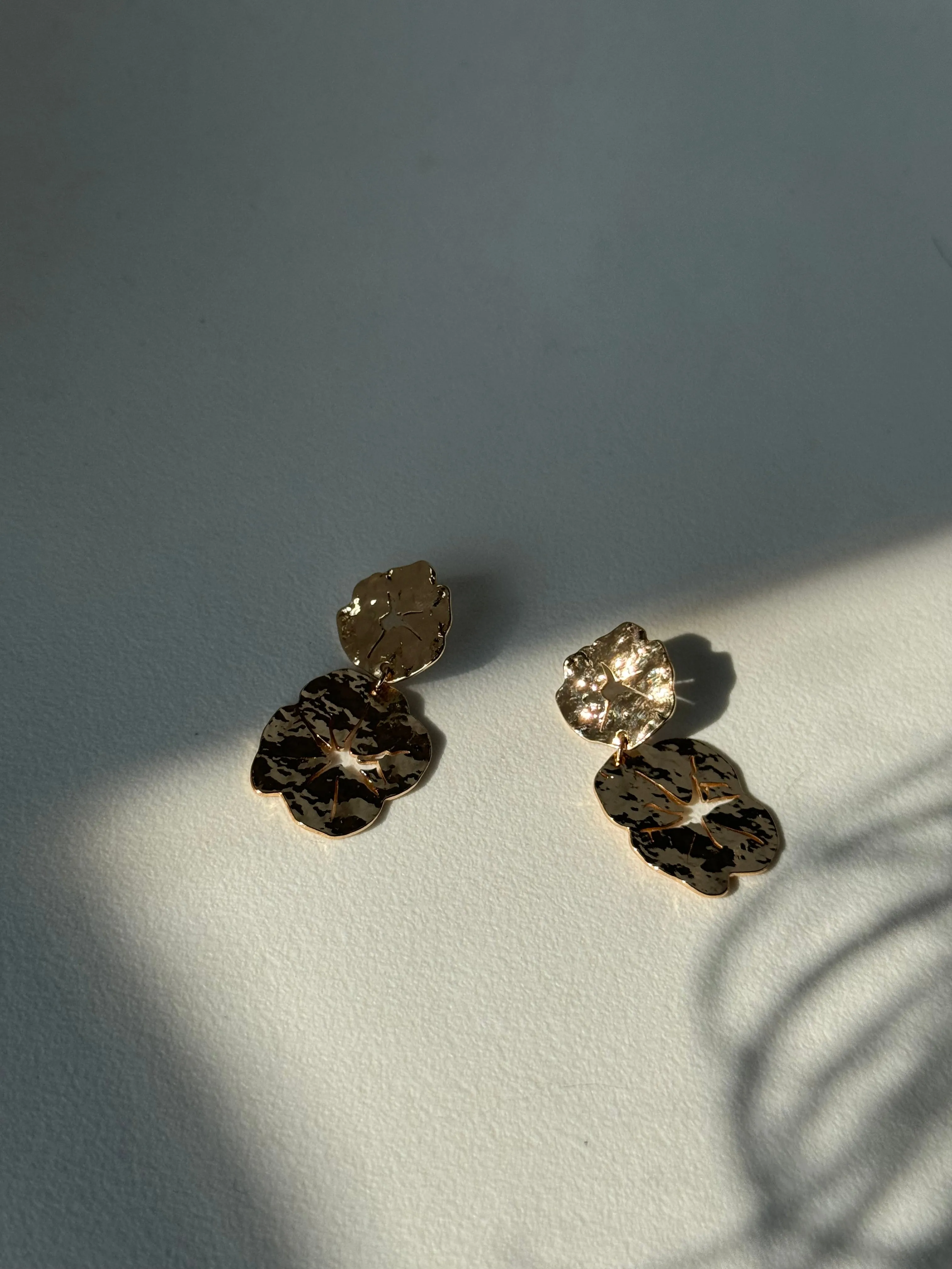 Pressed Organic Flower Drop Earring In Gold