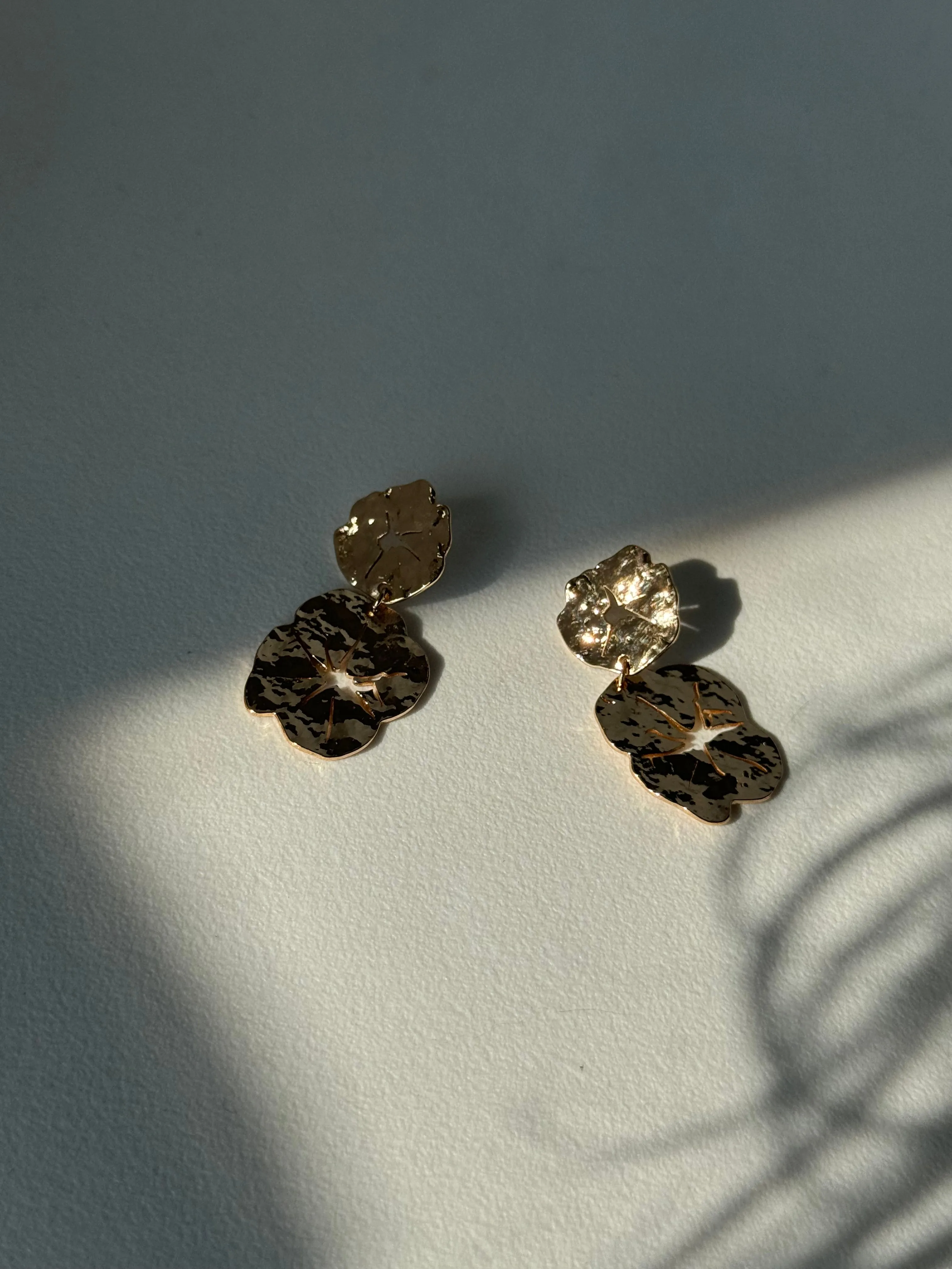 Pressed Organic Flower Drop Earring In Gold