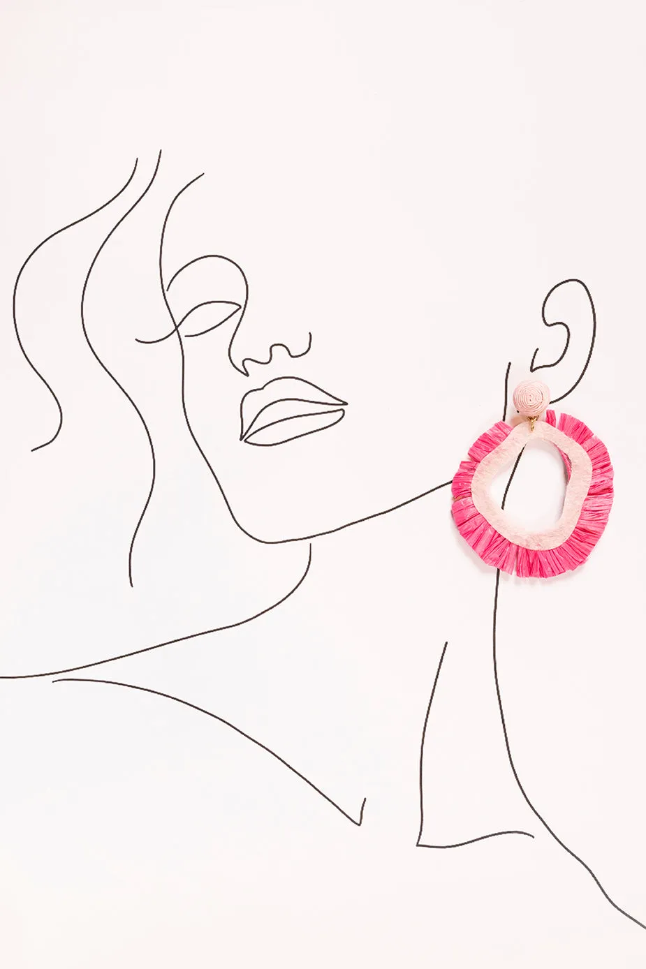 Raffia Organic Earrings in Pink