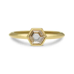 REFLECTION Ring with Hexagon Diamond Yellow Gold
