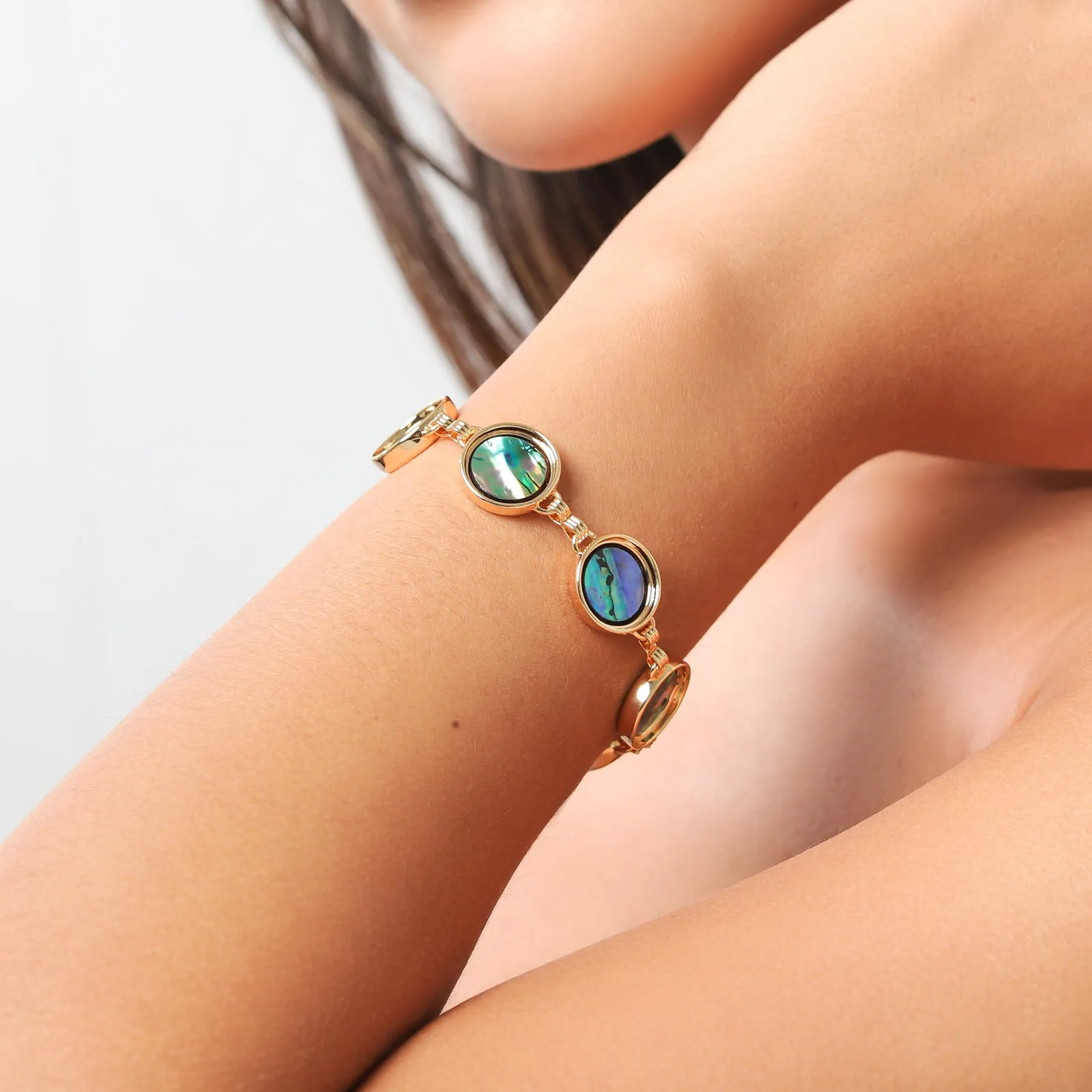 Regal Pearl Bracelet