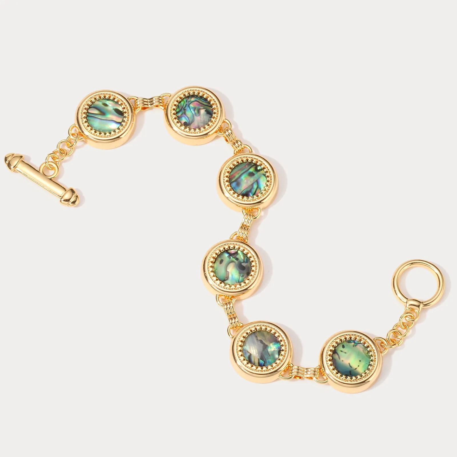 Regal Pearl Bracelet