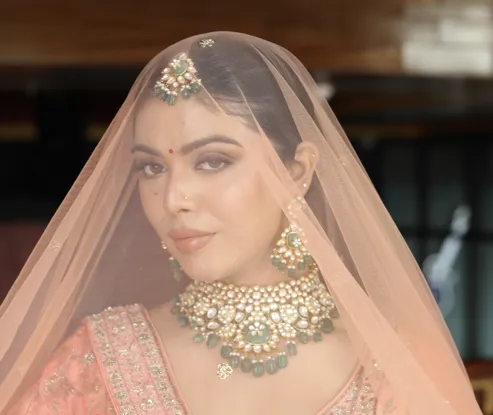 Royal Emerald Toned Kundan Bridal Choker Set with Mangtikka