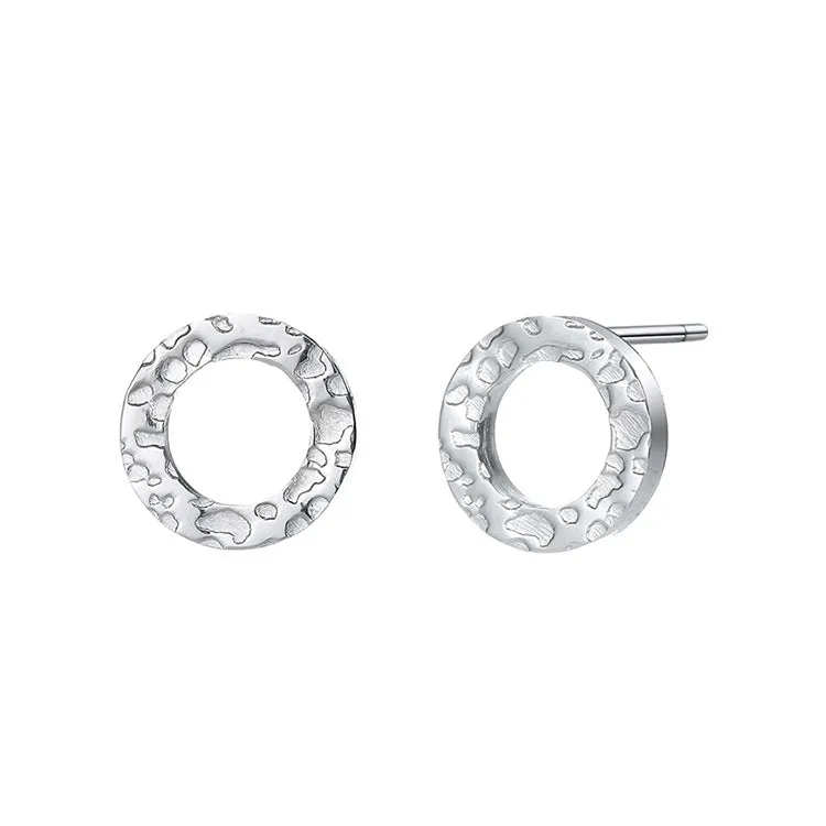 Rylee circle stud earrings