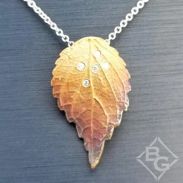 Simon G. 18K Yellow Gold Organic Allure Diamond Leaf Pendant
