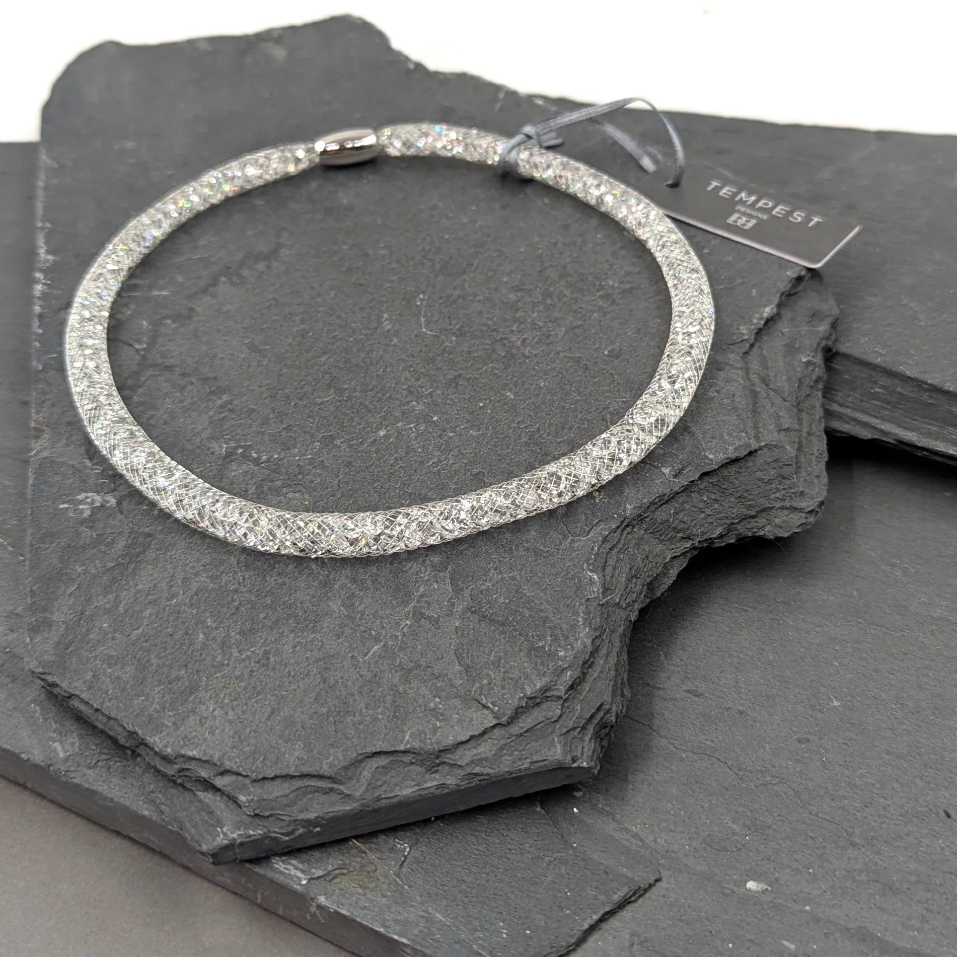 Simple encased crystal mesh necklace