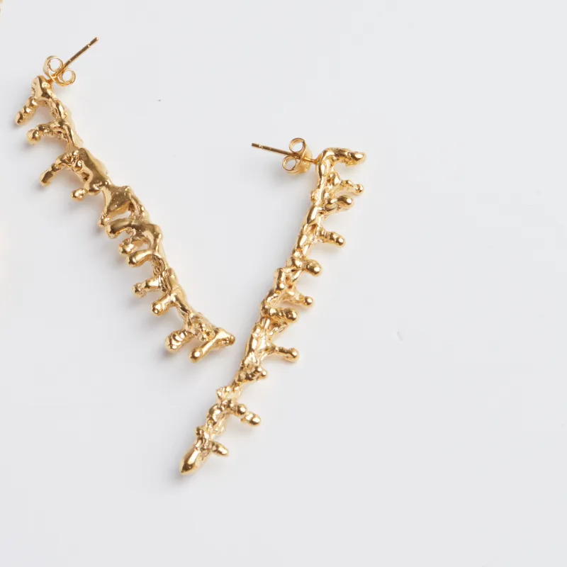 SPINE GOLD LONG DROP EARRINGS