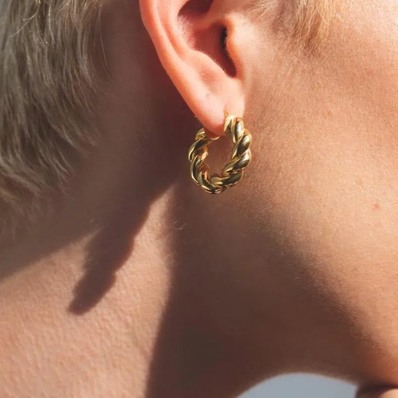 Swirl Chunky Hoop Earrings - Gold