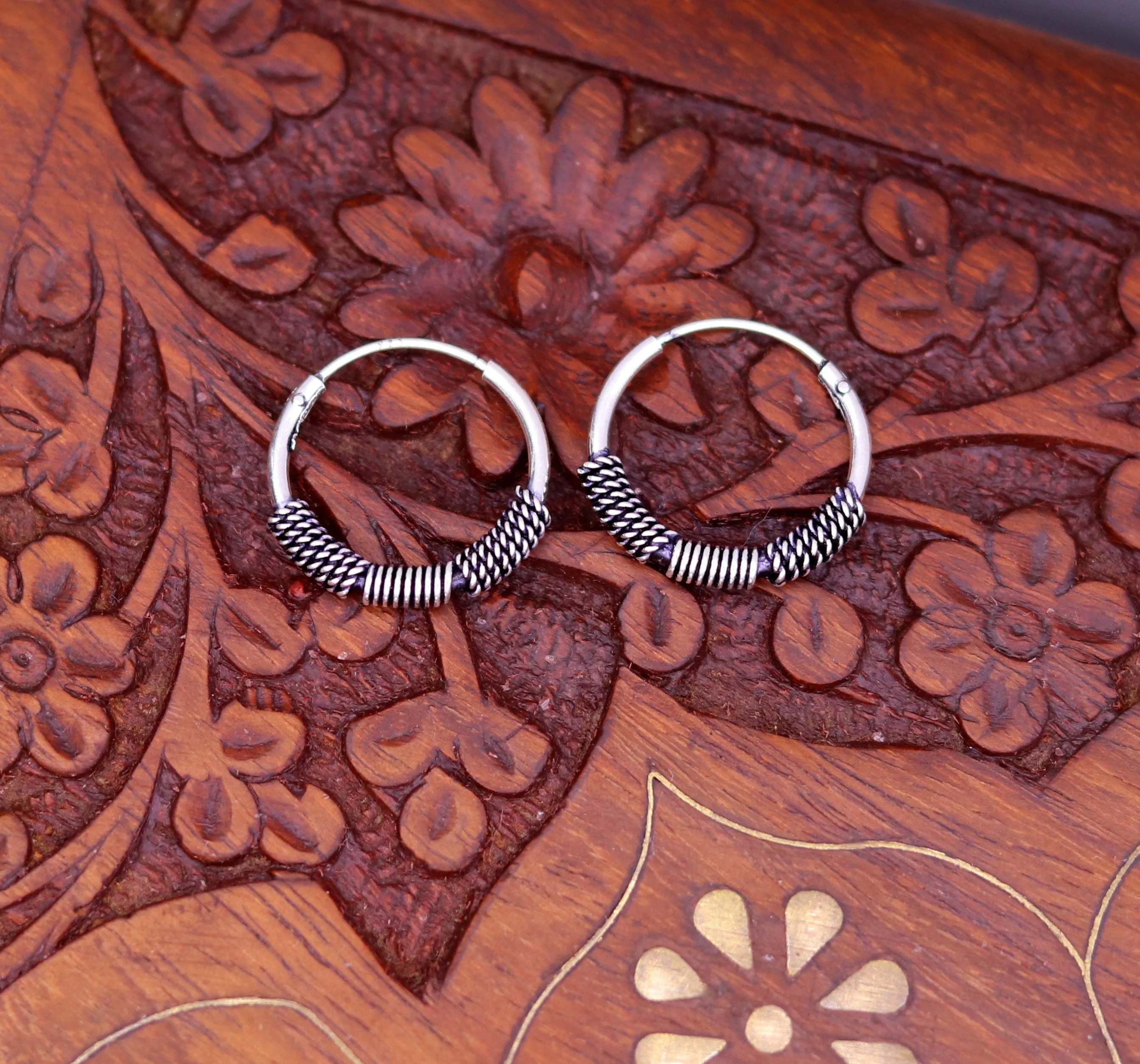 Ttraditional design stylish 925 sterling silver handmade fabulous hoops earrings bali , pretty gifting bali tribal jewelry india s613