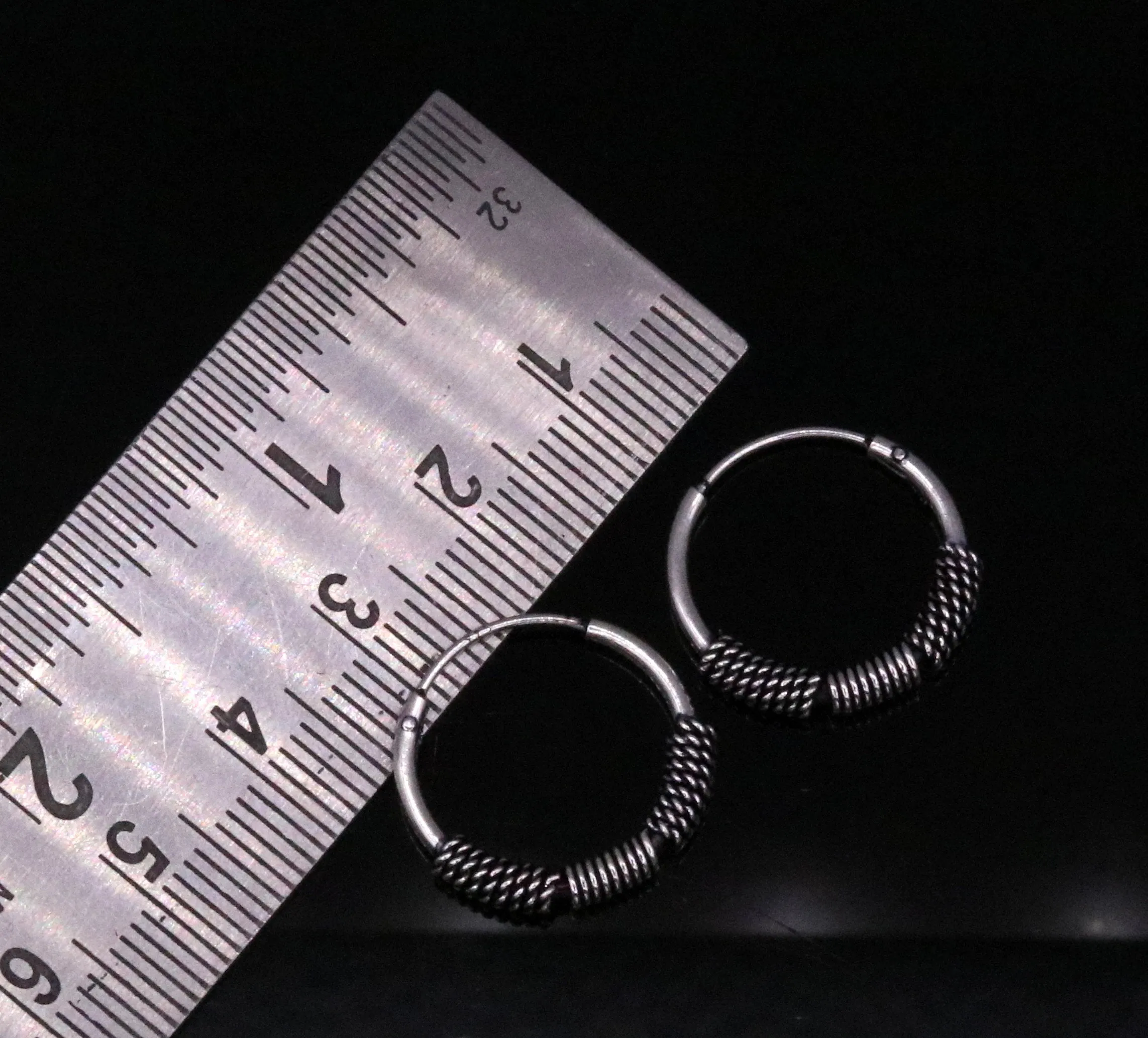 Ttraditional design stylish 925 sterling silver handmade fabulous hoops earrings bali , pretty gifting bali tribal jewelry india s613