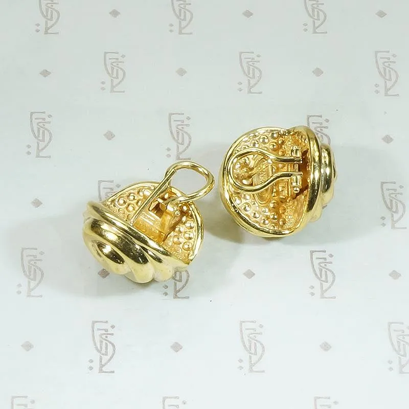 Vintage 18k Gold Shell Earrings by Chimento